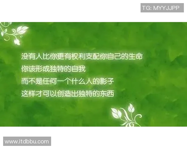 从逆境中崛起的励志男足球明星们的奋斗故事与成功之路