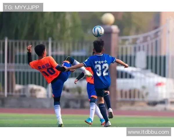 少林足球明星展现独特魅力与舞蹈才华的精彩瞬间