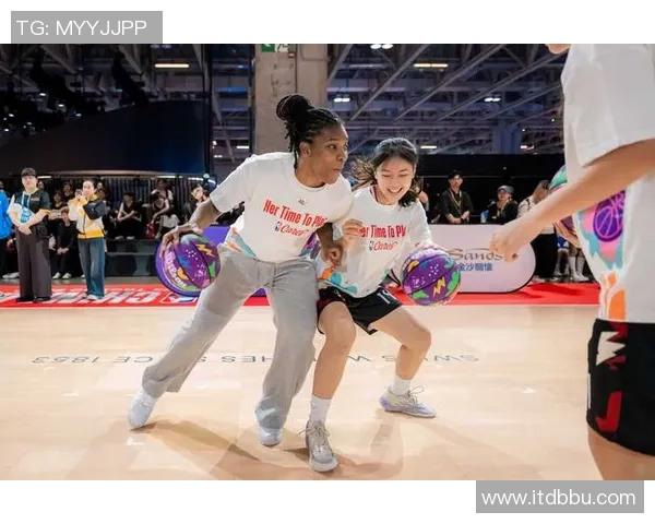 篮球明星环中的传奇对决与青春梦想的交汇之旅